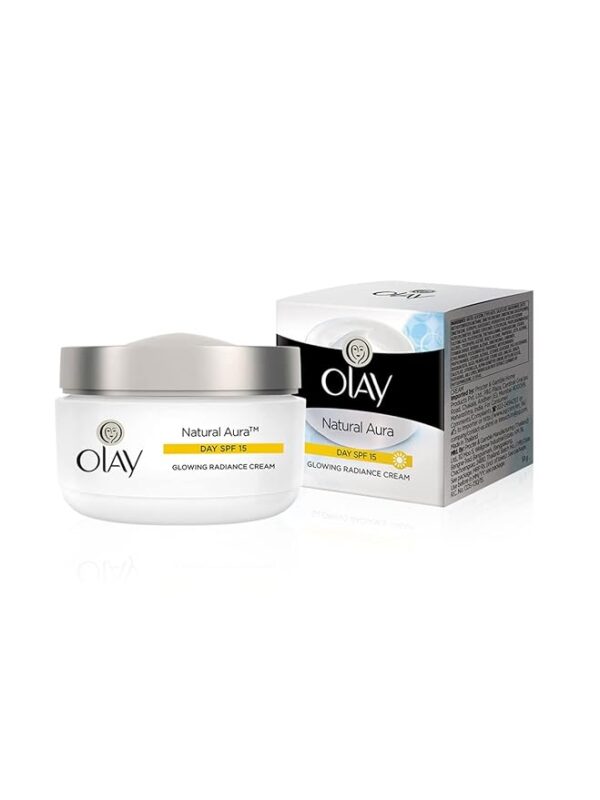 Olay Natural Aura Day Cream |Vitamin B3, Pro B5, E and SPF 15 |50 gm